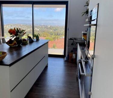 North Curl Curl Haus | Family home with pool and views
