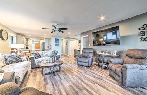 Higgins Lake Haus | Family Lakefront Retreat Fish, Boat and Hike!