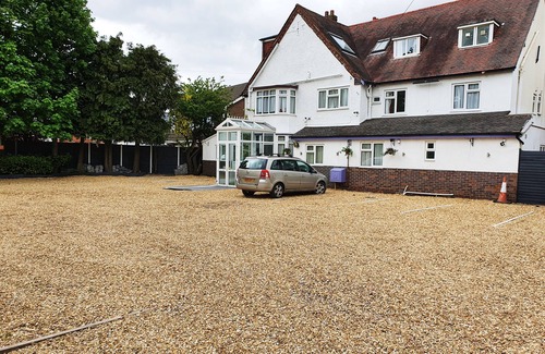 Marston Green Wohnung | Family Room - Royal Square Hotel Birmingham Airport and NEC