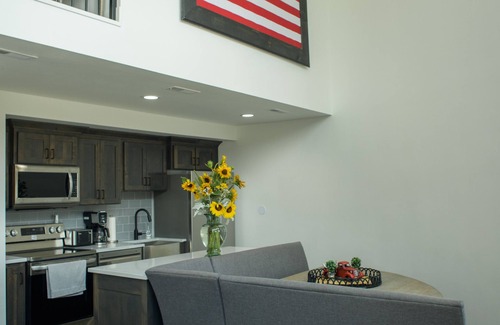 Lava Hot Springs Haus | Family size, unique stay in a grain bin minutes from Lava, golfing and swimming