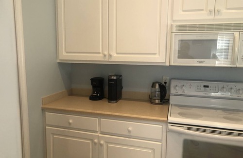 Sago Park Townhomes Haus | Family-sized townhome ,Pool, 5 mins walk to the beach !!