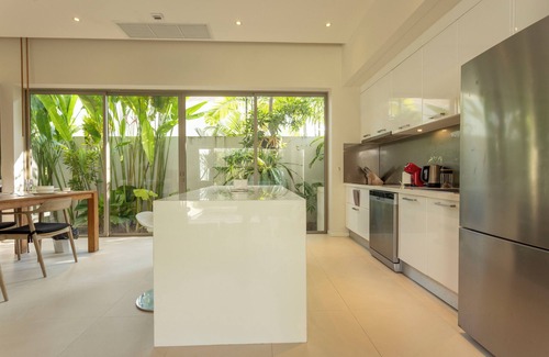 Choeng Thale Villa | Famous 5 Trichada Resort 4-Bedroom V164