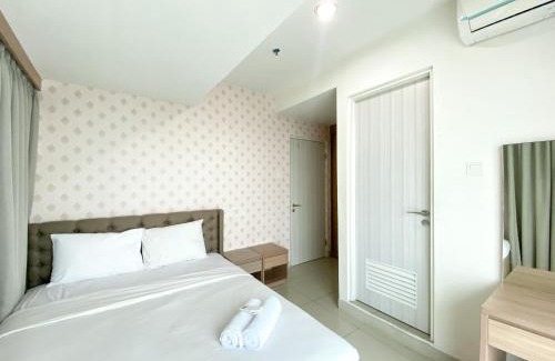 Pekayon Jaya Wohnung | Fancy and Nice 3BR at Grand Kamala Lagoon Apartment By Travelio