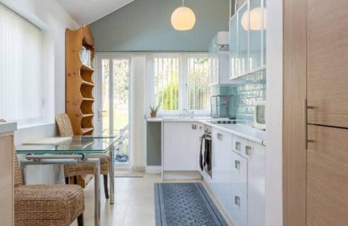 Acocks Green Haus | Fantastic 5 Bedroom House in Acocks Green close to NEC For 12 Guests