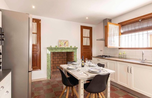 Durcal Hütte | Fantastic house with private pool, garden and wifi