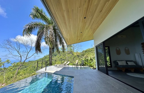 Dominical Haus | Fantastic Ocean View Villa