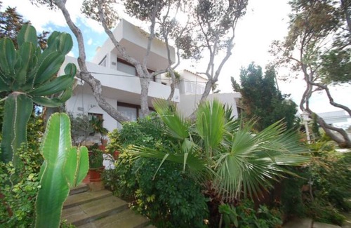 Badia Blava Skihütte | FANTASTIC VIEWS OVER PALMA BAY