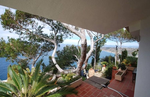 Badia Blava Skihütte | FANTASTIC VIEWS OVER PALMA BAY