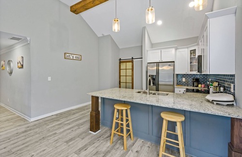 Dallas Haus | Farmhouse Getaway!