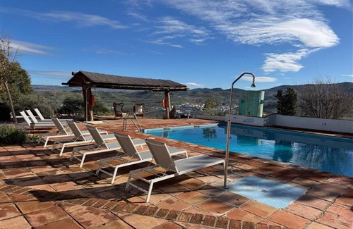 Algamitas Haus | Geräumiges Ferienhaus mit Pool