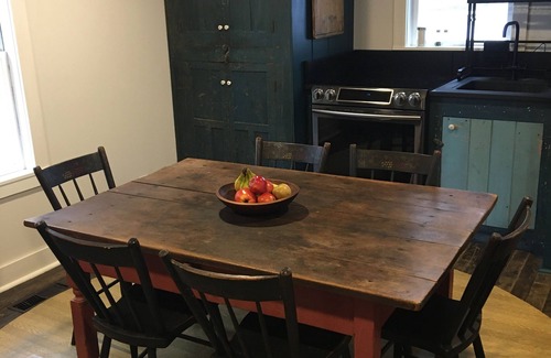 Stone Creek Sonstige | Farmhouse on 300 acres with 2 lakes near the heart of Amish Country