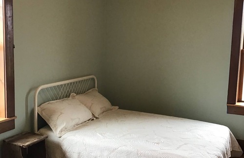 Viroqua Sonstige | Farmhouse stay the Driftless way 3 mi from VRQ: walking trails, yoga room, views