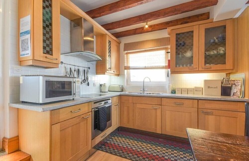 Seahouses Hütte | FARNE LOOKOUT, pet friendly, with a garden in Seahouses