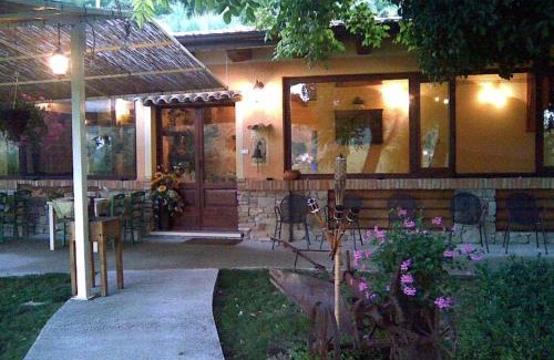 Monteleone Haus | Fattoria Bertaccini