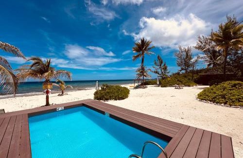 Tibbett's Turn Haus | Featherstone Cottage, Cayman Brac