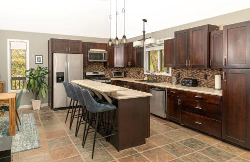 Tibbett's Turn Wohnung | Featherstone Upstairs Apartment, Cayman Brac