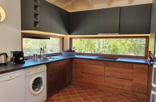 Corte Vidreiro Haus | Feel welcomed at our newly built cottage-Jewel in the River