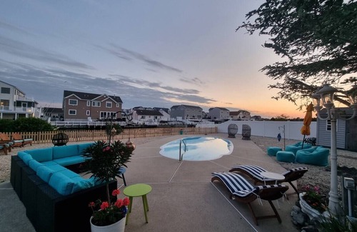 Beach Haven West Haus | Feelin Nauti in Beach Haven West - in-ground saltwater pool & 25' Dock