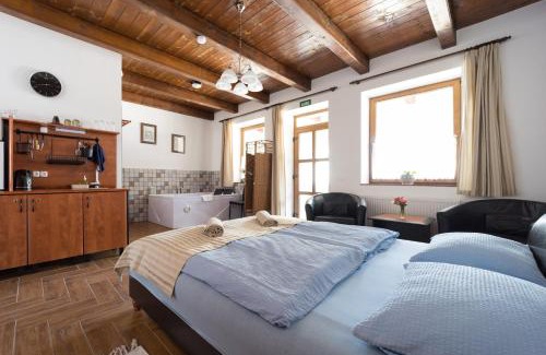 Tolmacs Haus | Fehér Galamb Vendégház