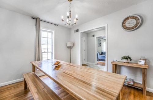 Parkway Village Haus | Fenced Yard Centrally Located-Parkway Village Pad