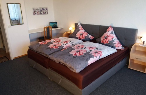 Neustadt an der Weinstrasse Wohnung | Ferienwohnung mit Panoramablick - App. 1108