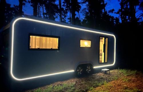 Luetow Wohnung | Ferienhäuser Insel Usedom - Luxuswohnwagen 4 mit Whirlpool direkt am Achterwasser