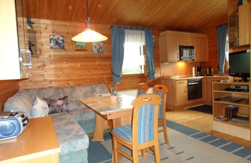 Viechtach Haus | Ferienhaus Jägerpark Viechtach 17, Hallenbad, WLan und Energiekosten inklusive