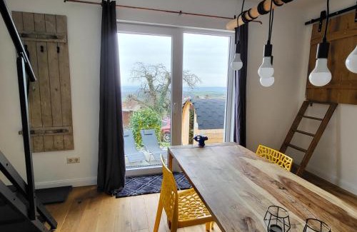 Dannenfels Haus | Ferienloft Ottos Werkstatt mit Saunafass