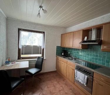 Garz/Rugen Wohnung | Ferienwohnung am grünen Haus