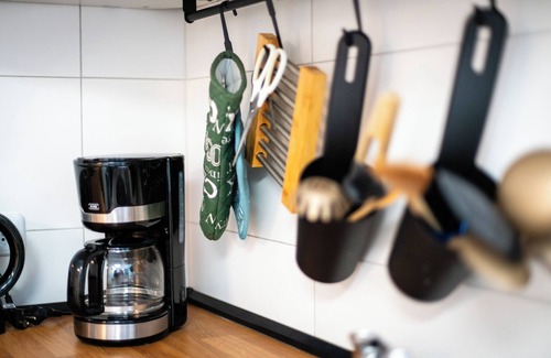 Grundschottel Wohnung | MOLA Apartments-Ferienwohnung mit separatem Eingang, Terrasse, Parkplatz & WLAN