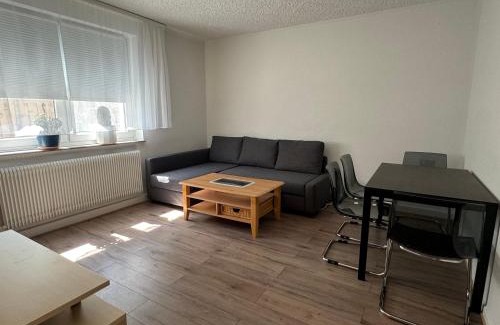 Bielefeld Wohnung | Ferienwohnung mit vollausgestatteter Küche - SmartTV I Free Netflix I 24h Check in