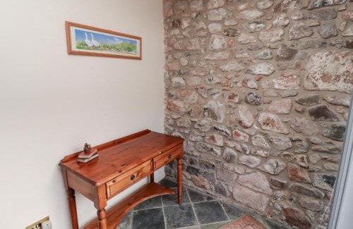 Akeld Haus | Fern Cottage