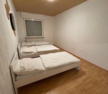 Osnabrueck Wohnung | FeWo 3Z 6P Küche Bad