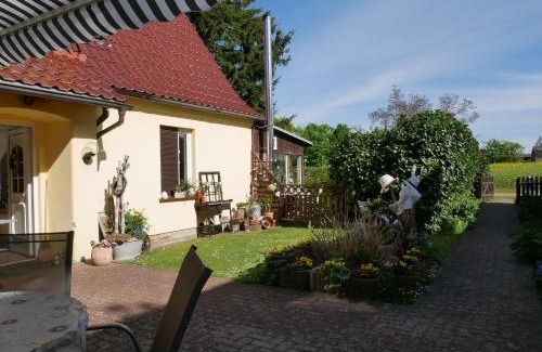 Molschow Wohnung | Fewo Mölschow auf Usedom mit einem Garten und W-Lan