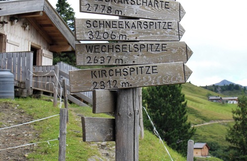 Hochkrimml Wohnung | ⛷️FeWo SONNBICHL⛷️für max 6 Personen / Liftnähe / 2 PKW-Stellpl / WLAN