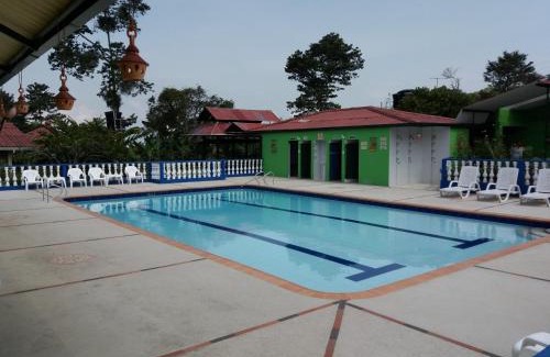 El Colegio Haus | Finca Las Orquideas Mesitas del Colegio