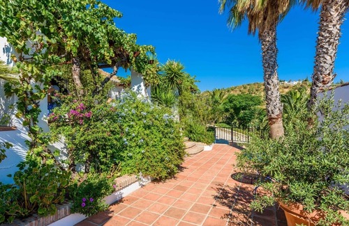 Antequera Villa | Finca Lomas de Tienda Antequera - La Higuera by Ruralidays