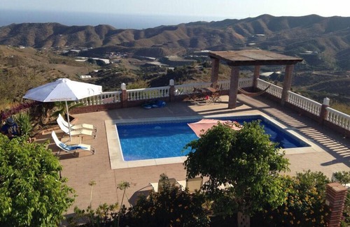 Iznate Haus | Finca mit traumhafter Sicht auf das Meer und die Berge, POOL (beheizt), W-Lan