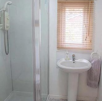 Forres Haus | Findhorn Ecovillage Escape - Dianne's