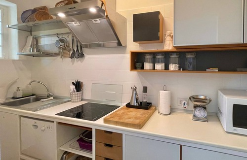 Pianoro Wohnung | Finely furnished apartment in villa with independent entrance and garden