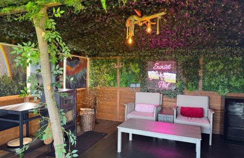 Glasgow Wohnung | FINN VILLAGE - Loch Lomond Sunset Glamping Pod - Private Ofuro HOT TUB