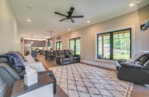 Alanson Haus | Fire Pit and Lake Views Cozy Crooked River Retreat!