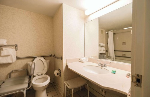 Nasons Corner Hotel | Fireside Inn & Suites Portland