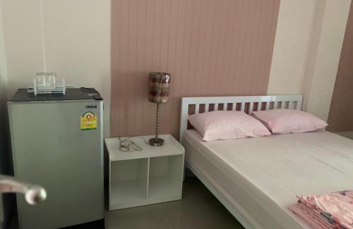 Nong Khaem Wohnung | Firstbuild Apartment (เฟิร์สบิวท์อพาร์ทเม้น)