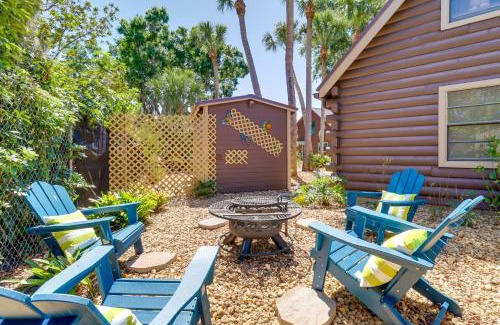 Okeechobee Haus | Fish On-Site Okeechobee Cabin with Pool Access