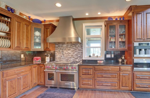 Alabaster Haus | Fish, Swim & More: Lakefront Alabaster Home