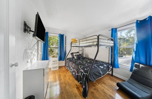 Euclid Wohnung | Euclid 3 bedroom 1 bath just 12 min to Cleveland