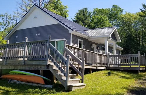 Lake Linden Haus | Portage Lake Get-Away