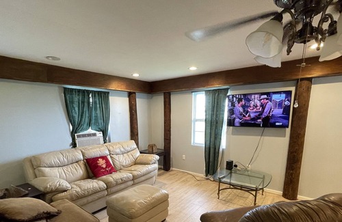 Buras-Triumph Haus | Fishing/Hunting Camp in Buras, 3 bedroom 1 bath. Fully furnished with Wi-Fi.