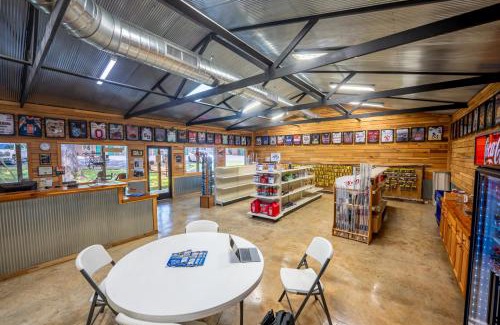 Buchanan Hotel | Fishtale Lodge